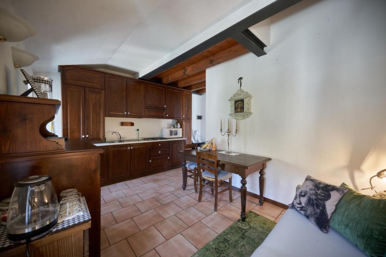 Porto Valentino Apartment ซีร์มิโอเน ภายนอก รูปภาพ
